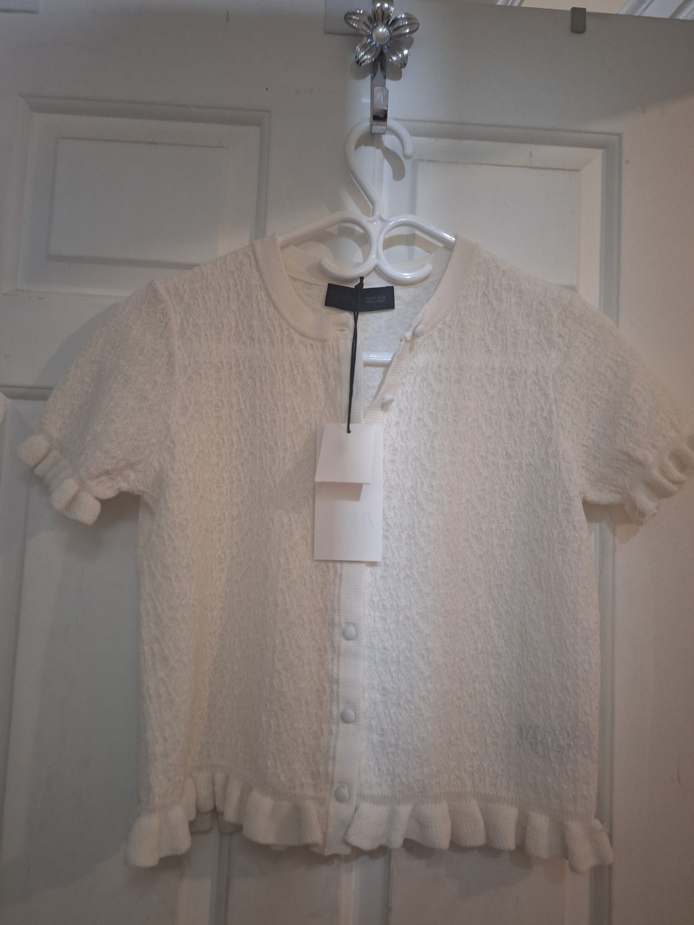 Zara Cream Short-Sleeve Textured Button Cardigan with Ruffle Hem